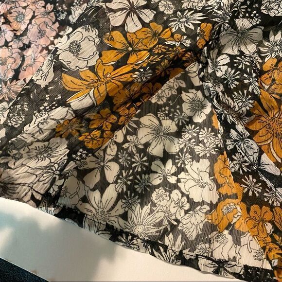 H&M Floral Sheer tunic Long Sleeve Blouse Peasant Mock High Neck button up -2 - Picture 4 of 12